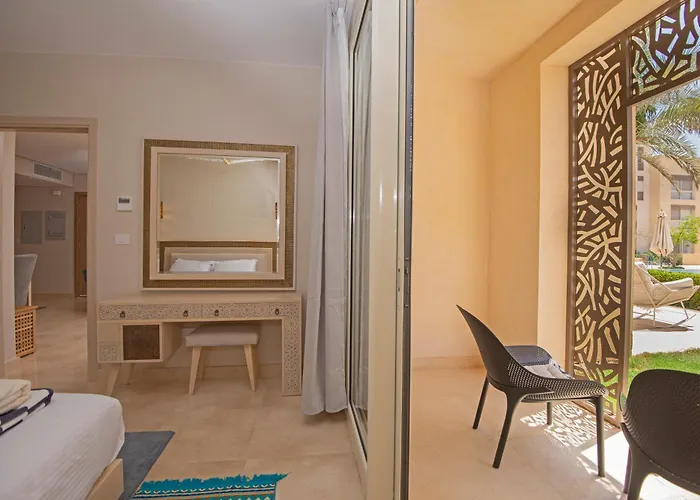 Ollystays - Walk To & Pool, Free Access, Mangroovy 1br ! Апартаменты Хургада